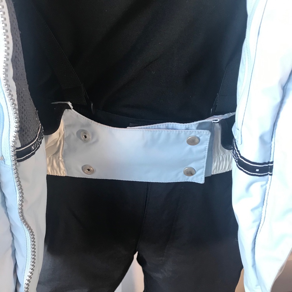 Nils Ski/Snowboard Jacket with hidden helmet hood - Picture 4 of 11